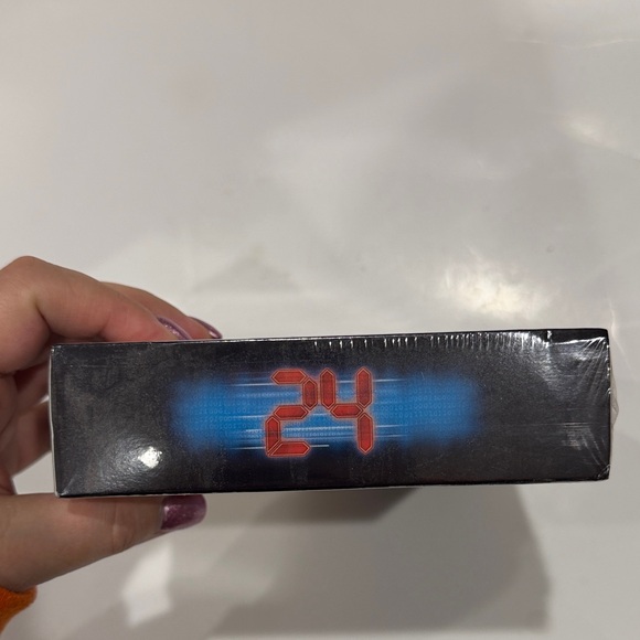 New 24 Season One Complete DVD Set Untested Never Opened - Picture 5 of 5